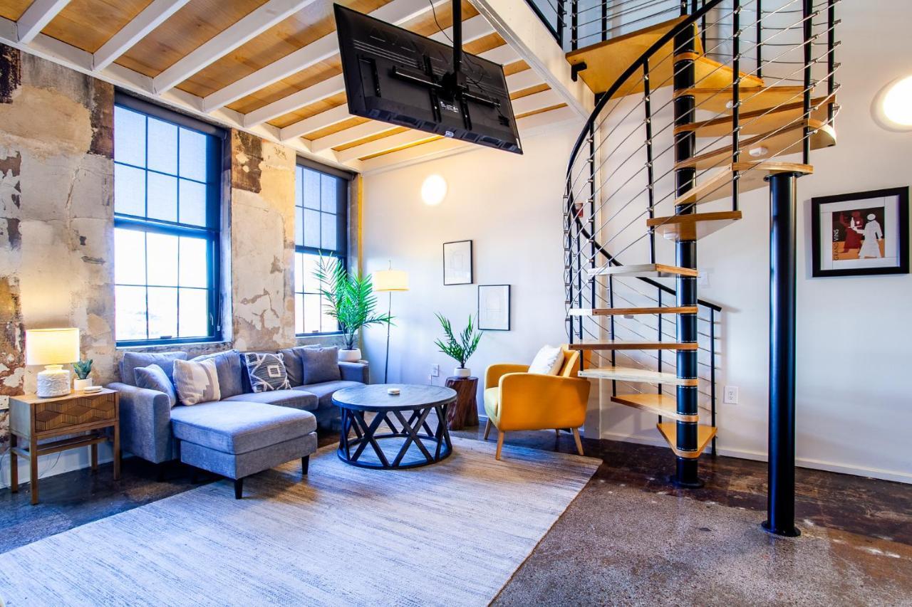 Sterchi Lofts Getaway - Downtown Knoxville