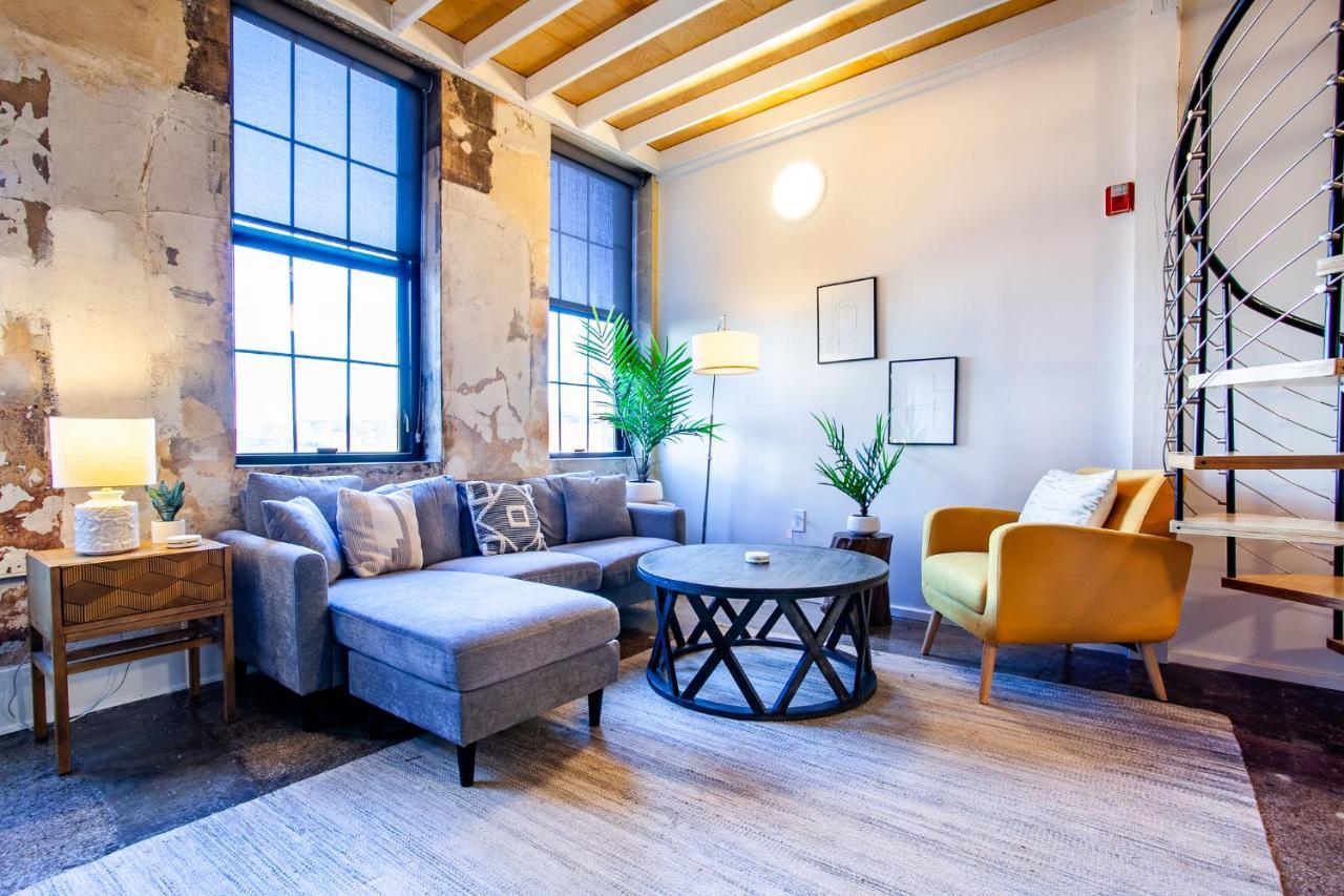 Sterchi Lofts Getaway - Downtown *