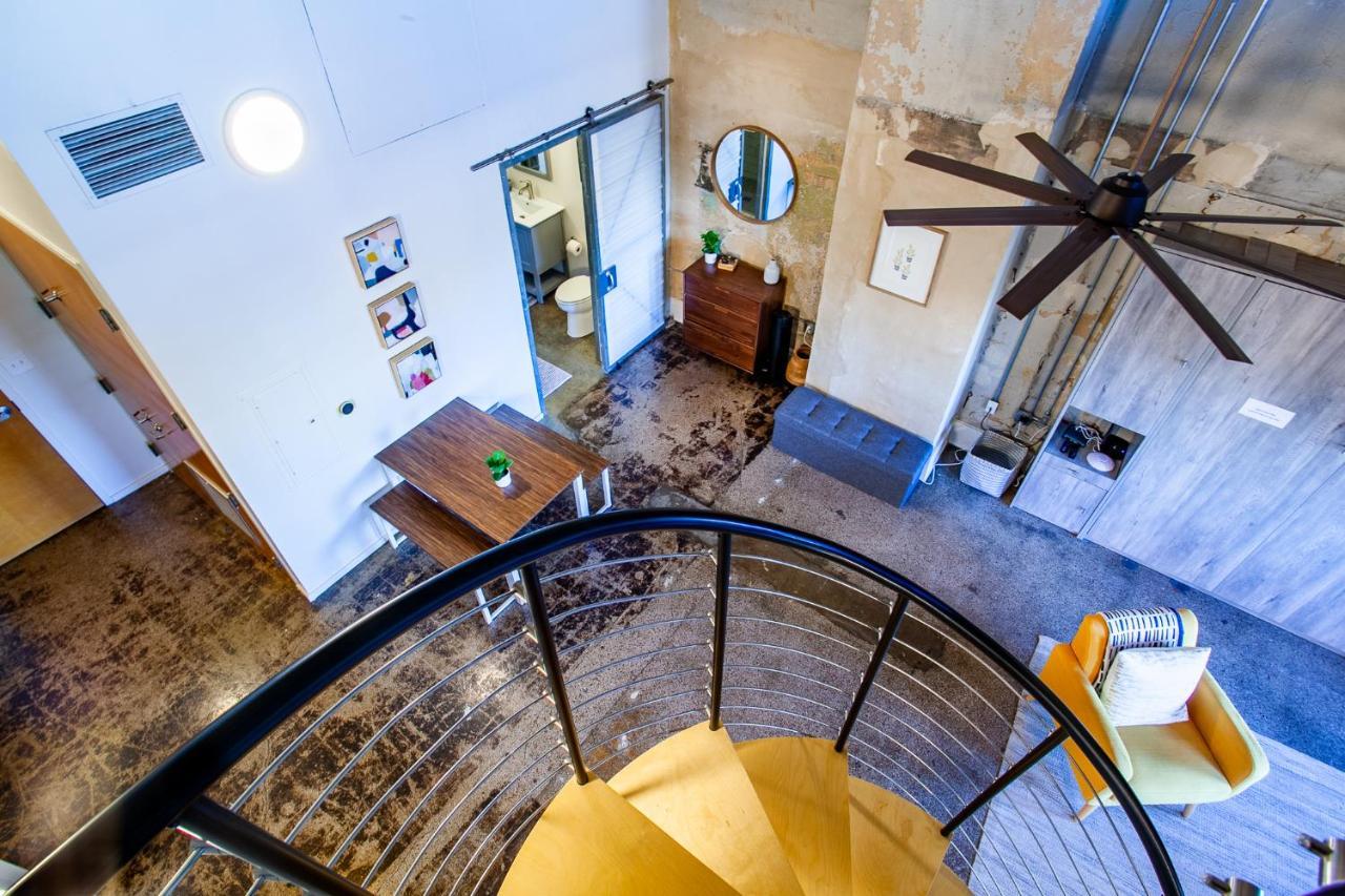 Sterchi Lofts Getaway - Downtown Apartment